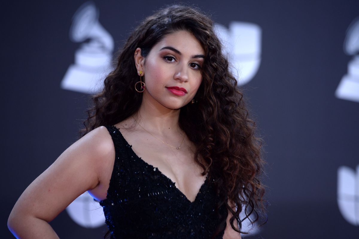 Juno Awards nominees announced; singer Alessia Cara to host dlvr.it/RNwFLv <a href="/GlobeArts/">Globe Arts</a>
