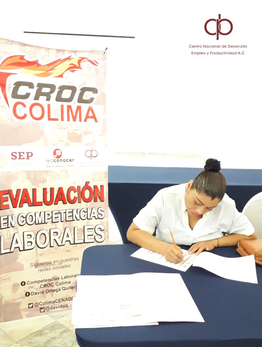 ColimaCENADEP's tweet photo. Esta mañana nos encontramos en el hotel @HotelLasHadas en la evaluacion teórica en competencias laboreales en "preparación de Habitación para Alojamiento Temporal" a las compañer  camarista. @IsaiasSiCumple @davidoq @CROC_Nacional @ColimaCENADEP https://t.co/fgNtrWwc9D