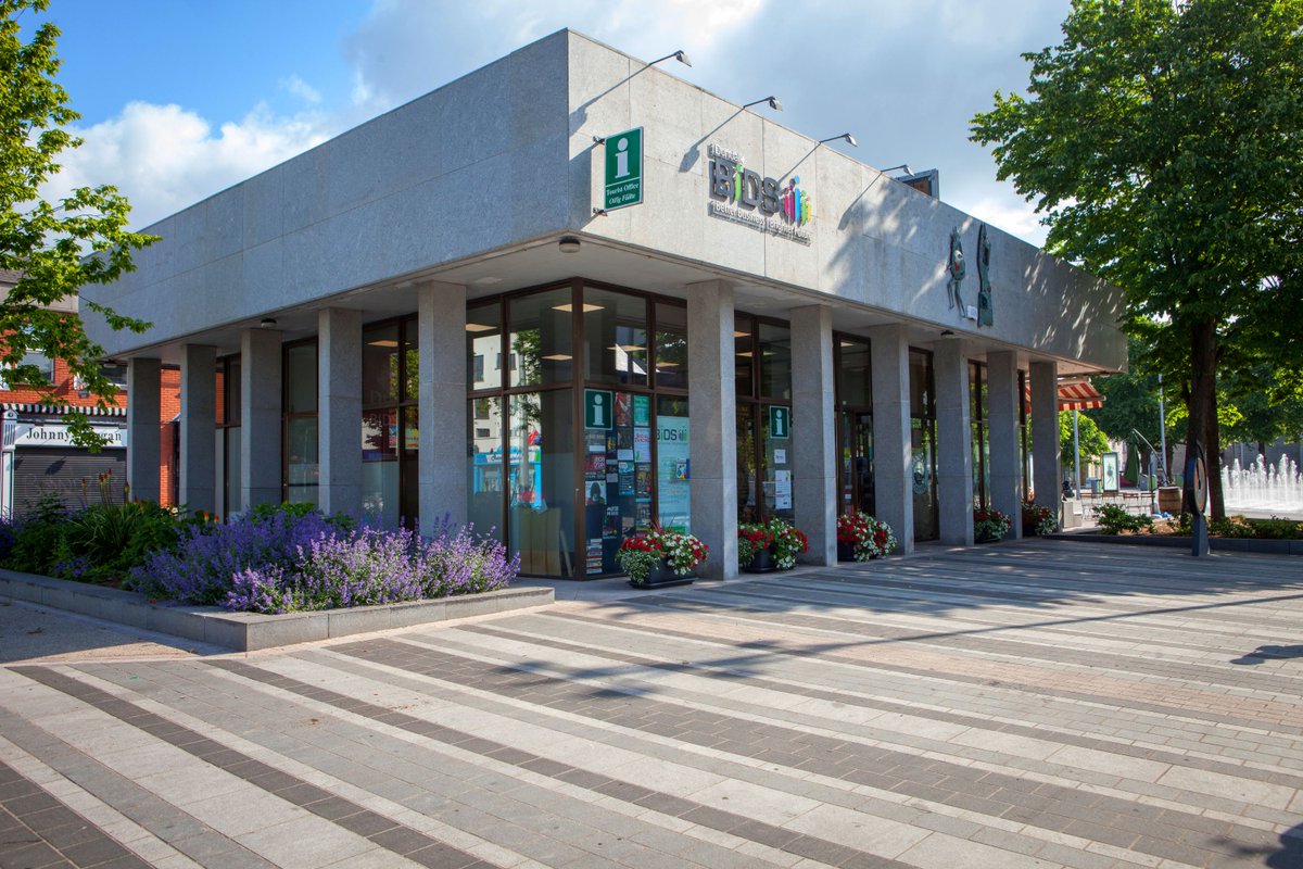 Good evening all, Sinéad here with you from Dundalk for the next hour - looking forward to a busy #LouthChat with StarBiz #M1Skillnet Let's go! #LouthChat