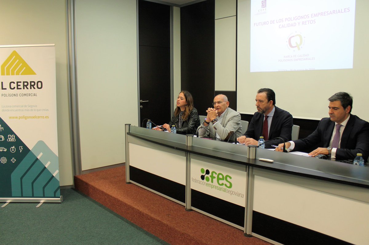PoligonosCEPE's tweet photo. Qué interesante jornada con empresarios y políticos segovianos hablando de la #MarcaCalidadPolígonos en la sede de la #FederacionEmpresarialSegoviana con @AENOR 

Colaboración Público-Privada como herramienta para la mejora de la competitividad empresarial. https://t.co/UEYPGINqBd