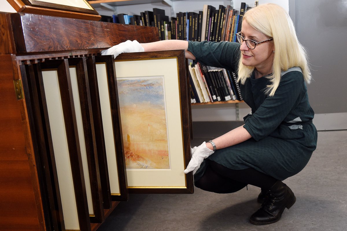 The Henry Vaughan bequest features 38 watercolours by JMW Turner. A condition of the bequest means they can only be displayed in January. But, did you know, you can also make a request to view them in our Prints and Drawings Study Room? bit.ly/2REYYKw 😊