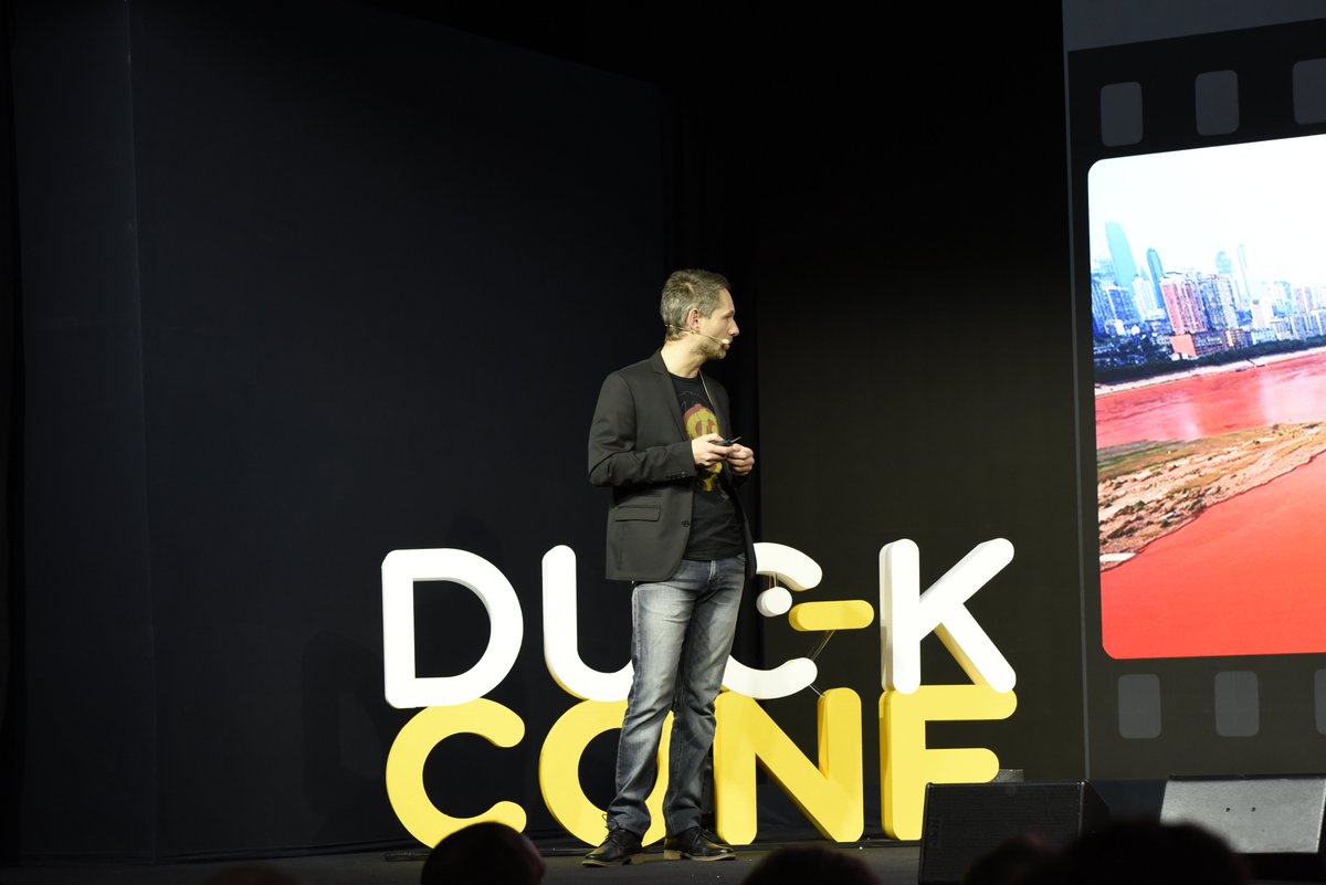 [#LaDuckConf] Take away du talk de <a href="/nbordi3r/">Nicolas Bordier</a> et <a href="/WTek79/">Wojciech WOJCIK</a> : Faire utiliser plus de terminaux et les rendre obsolètes le plus vite possible 😈 #JokeIT #IT