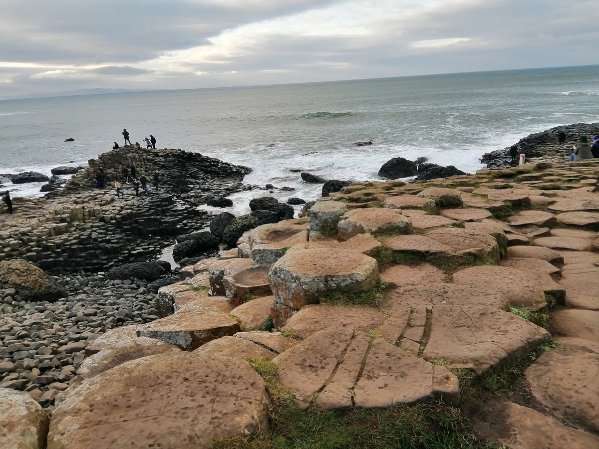 MaryBallinsheen's tweet image. Just back from a fantastic weekend away in #northernireland
Many thanks to our fabulous hosts/tour guides @ShaneYesChef @nicci202

#causewaycoast
#ballinatoyharbour
#giantscauseway
#carrickarederopebridge #darkhedges #belfast
#hillsborough 
#countydown
#countyantrim