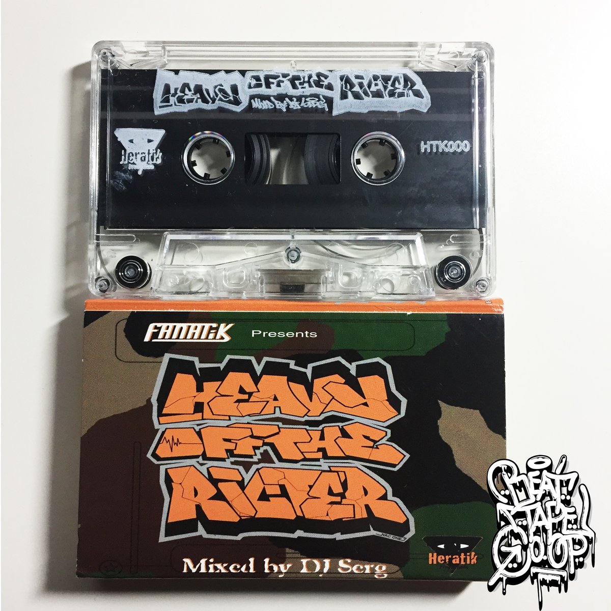 BeatTapeCo_Op's tweet photo. FANATIK PRESENTS - HEAVY OFF THE RICTER {MIXED BY DJ SERG}
#fanatik #hiphop #djserg #cassette #tape #subcontents #basbombing #mict #kubiq #azeem #bas1 #planetasia #rasco #beats #rhymes #mixtape https://t.co/H4EMJshsnJ