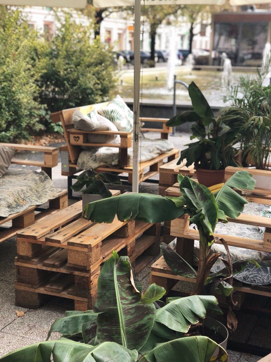 Ostatnio koleżanka wspomniała mi o świetnej knajpie 

Dzisiaj w końcu sprawdziłam sobie jak to wygląda no i jestem pod wrażeniem trochę