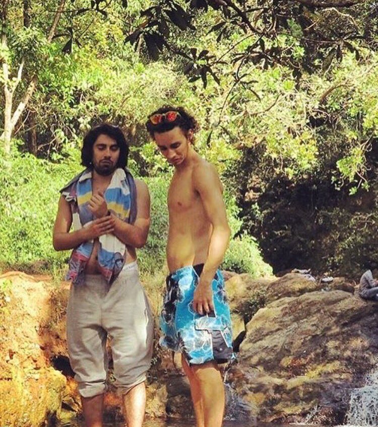 Robert Sheehan Shirtless