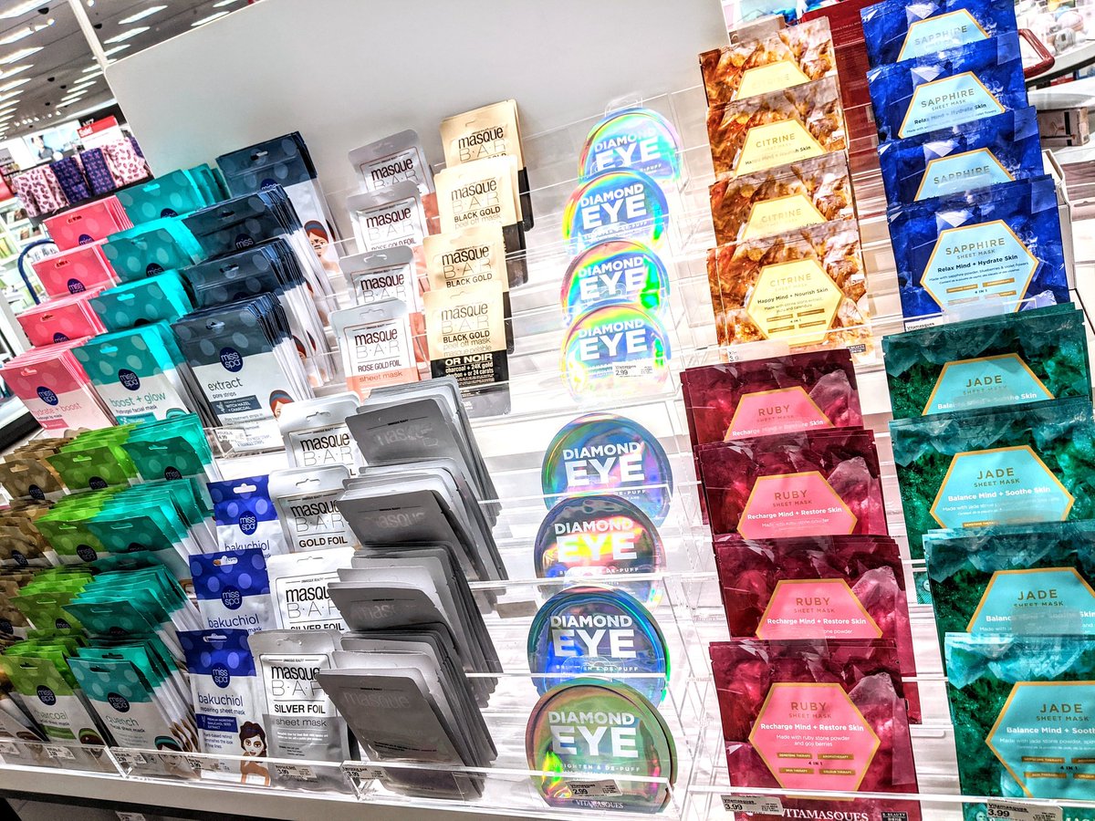 Courtney Winchester tweet media