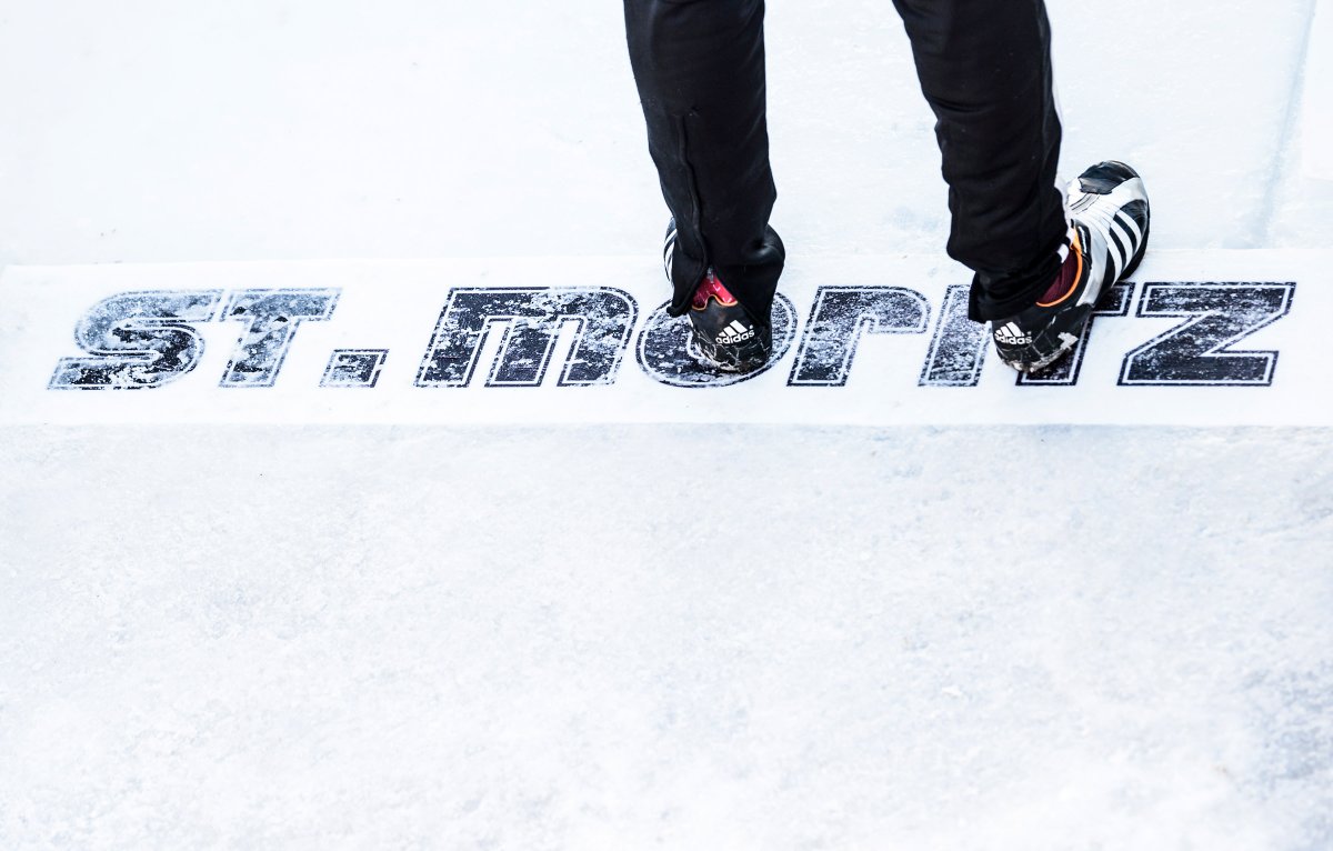 stmoritz_ch's tweet photo. 15 โ 16 February 2020 Bob: Swiss Championships
Switzerlandยดs best skeleton riders and bobsleigh athletes compete at the Swiss Championships, held once again on our challenging natural ice track.
Will you cheer for the athletes?
#bobrun #stmoritz #championships #bmw https://t.co/xzoN23HIgi