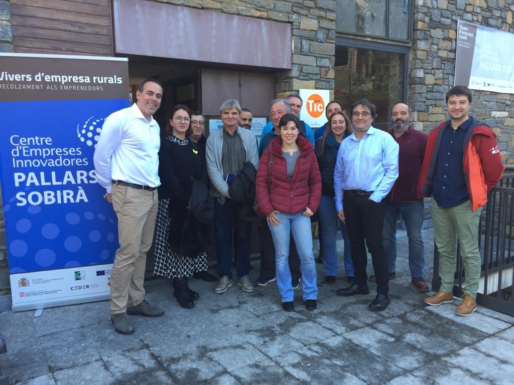 DiputacioLleida's tweet photo. El Patronat de Promoció Econòmica inicia les visites al territori amb una reunió al CEI de Sort.
ℹ https://t.co/SfCsQGBRII #MunicipisTerritoriiTu #PromecoiTu @Promo_Economica @crlsgbrt https://t.co/Ypy3b9b4kT