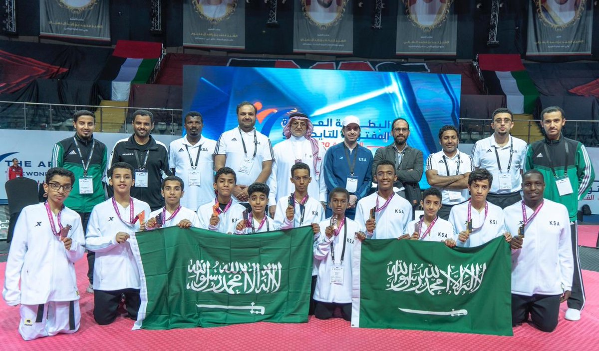 #أخضر_التايكوندو يتألق في الفجيرة 🇸🇦
احرز المنتخب السعودي للتايكوندو للناشئين والشباب "11" ميدالية في افتتتاح منافسات البطولة العربية اليوم في امارة الفجيرة بدولة الإمارات العربية ، بواقع ( 5 ذهبيات ، 5 برونزيات ، فضية واحده). فيما سيشهد يوم الغد انطلاق منافسات الكبار.