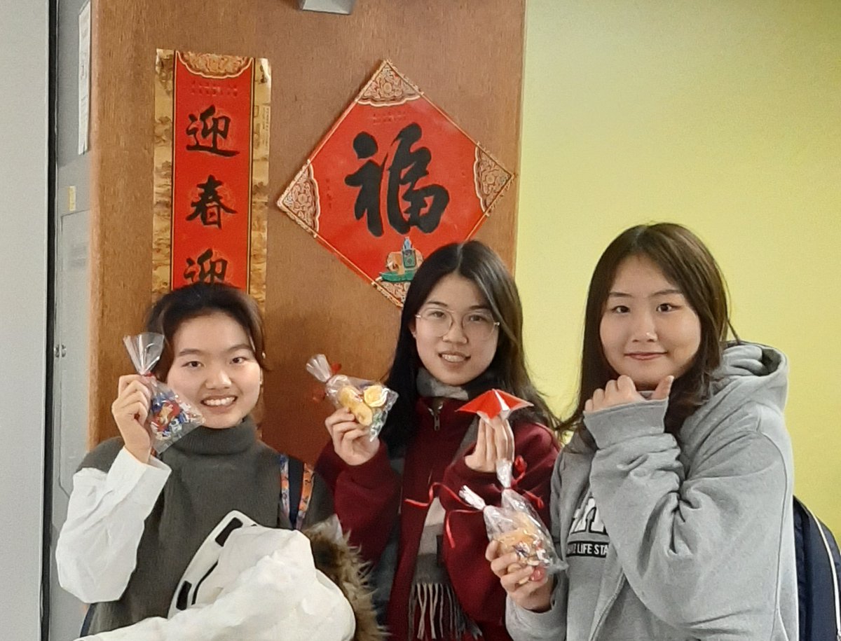 UofTELP's tweet photo. Several more photos from our recent Lunar New Year celebration activities at #UofTELP. We were so occupied, we didn't get to take much pictures! There were treats, games, riddles, decorations and crafts! https://t.co/wLdcF8esZV