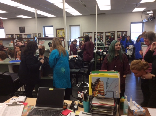 CPACTC's tweet photo. Boomin' Business @CPAVTS Cosmetology. Hands-on experience with clients is always a great day in the shop! #cpavts #cosmetology #boominbusiness #clientdays https://t.co/mB3WvNWYMO