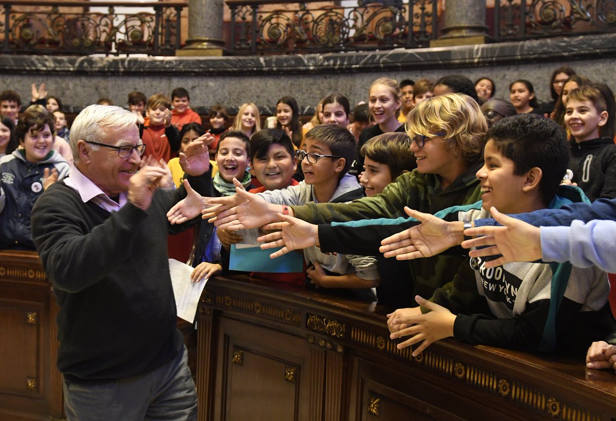 joanribo's tweet photo. Sabeu què ens han demanat hui els xiquets i xiquetes en el Ple Infantil...?

▶️acabar amb l’explotació infantil
▶️educació contra la violència
▶️defensa de la diversitat
▶️ensenyament públic

A vore si n’aprenem tots els majors! https://t.co/MNyekuwmHr
