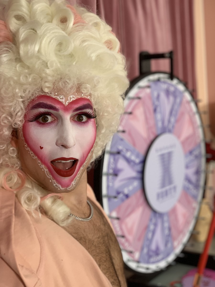 SavageXFenty's tweet image. We have fun 😉 Make sure you&apos;re following us on IG to watch the full #SpinItToWinIt - hosted by theee fab @BennyDRAMA7 - premiering on V-Day! #XXSavageX