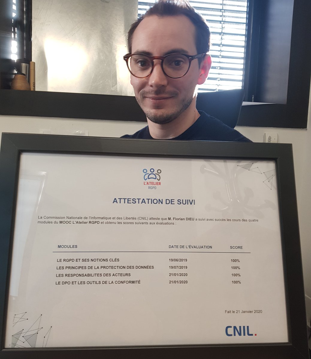 VEP360's tweet photo. La #ProtectionDesDonnées est un sujet auquel l’équipe Bleu Digital, pôle digital de l’agence @vep360 , est particulièrement sensible.
Pour garantir la sécurisation de vos données, nous mettons en place plusieurs actions. 
A découvrir 👉 https://t.co/ivLDgQcl6l https://t.co/LHvY623nzz