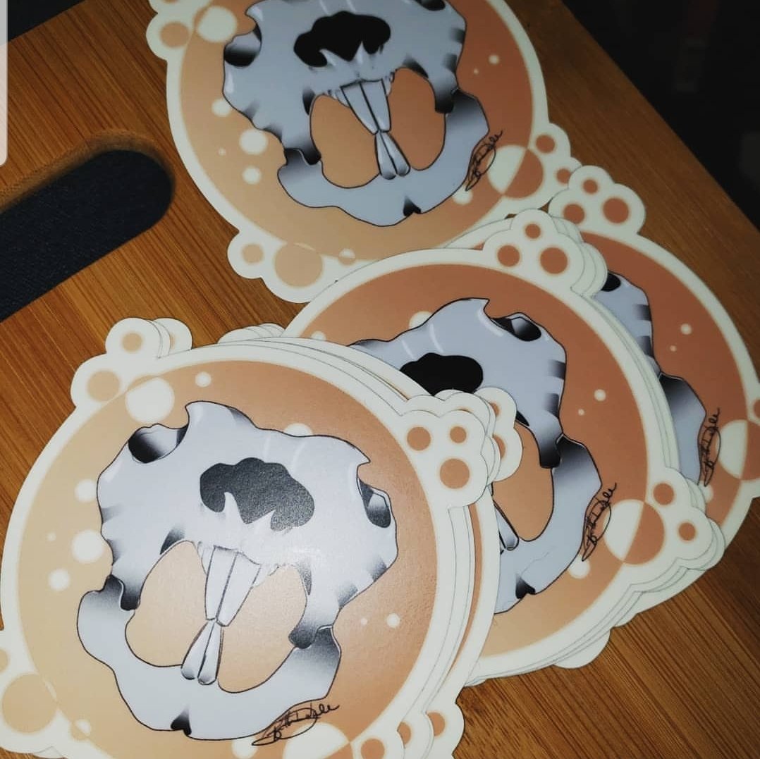 Writinghysteric's tweet photo. I've been doing #tester prints for #Stickers - anybody interested? I'm thinking $1 per sticker, 5 for $4. No #Shipping cost.
#dm me if you are #interested. I may have more #designs in the #future if interest is shown in these.
#commissions #available, price on #Request. https://t.co/SDZttKEwbD