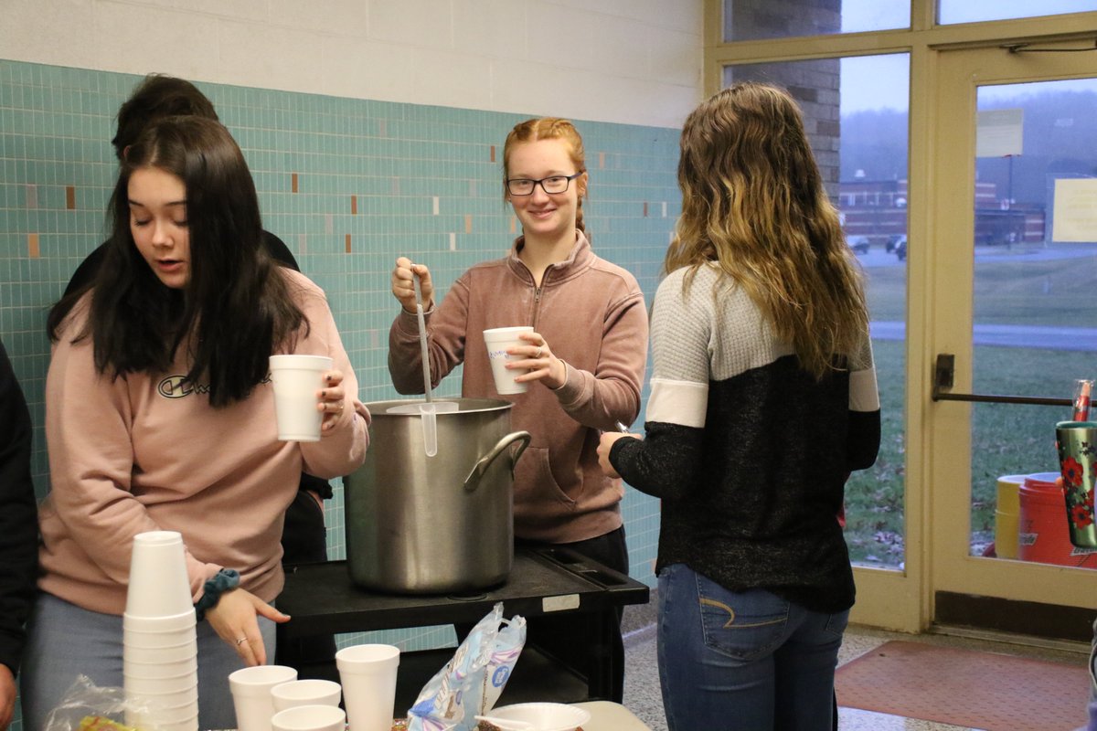 TVTrojans's tweet photo. Thank you to the @tvhopesquad for providing hot chocolate to all of the TVHS students this morning. https://t.co/UL0QqWumHk