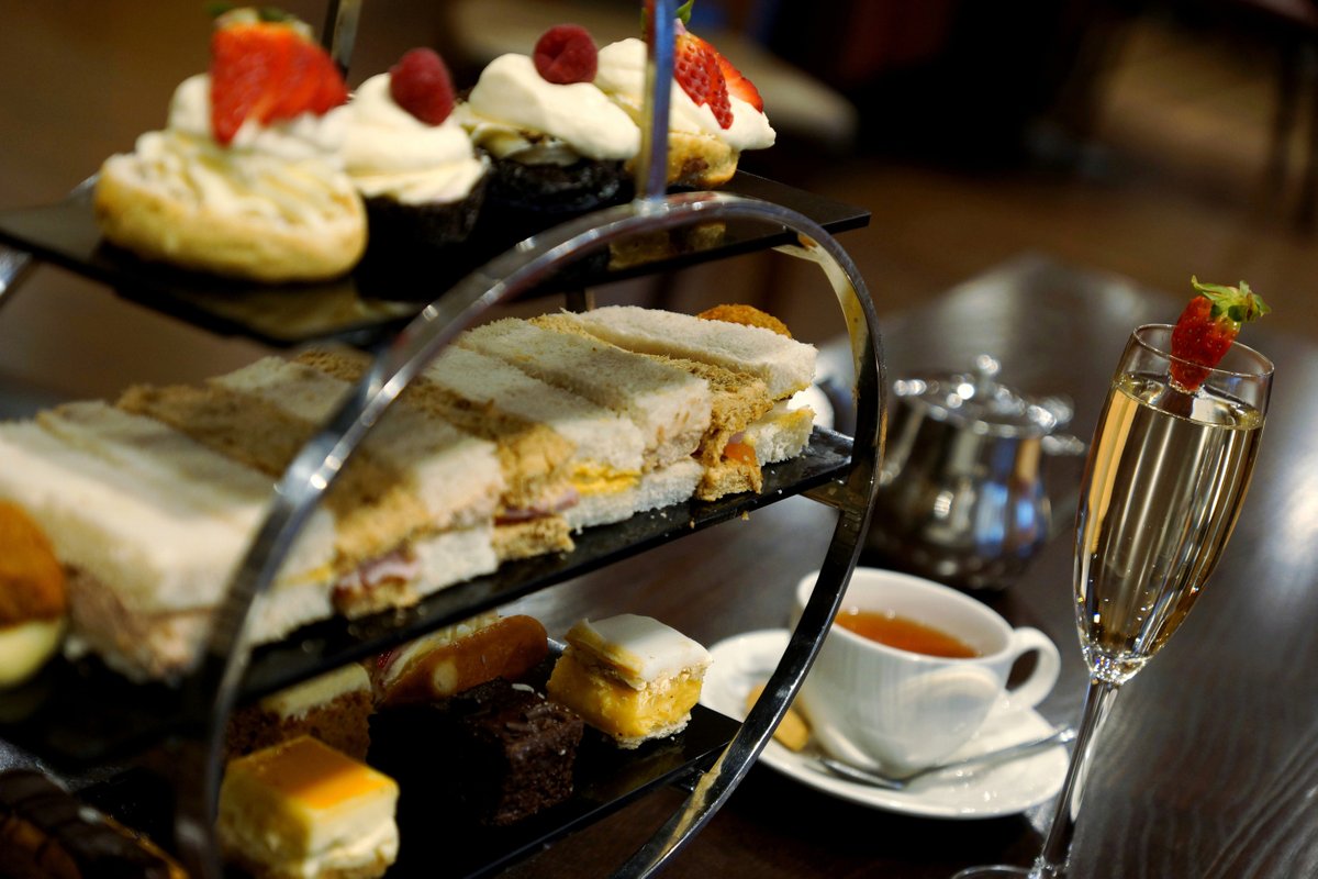 With a selection of cakes, scones and other sweet treats, the Old Loans Inn afternoon tea is the perfect way to spend the day. Book online at oldloansinn.co.uk/en/afternoon-t…