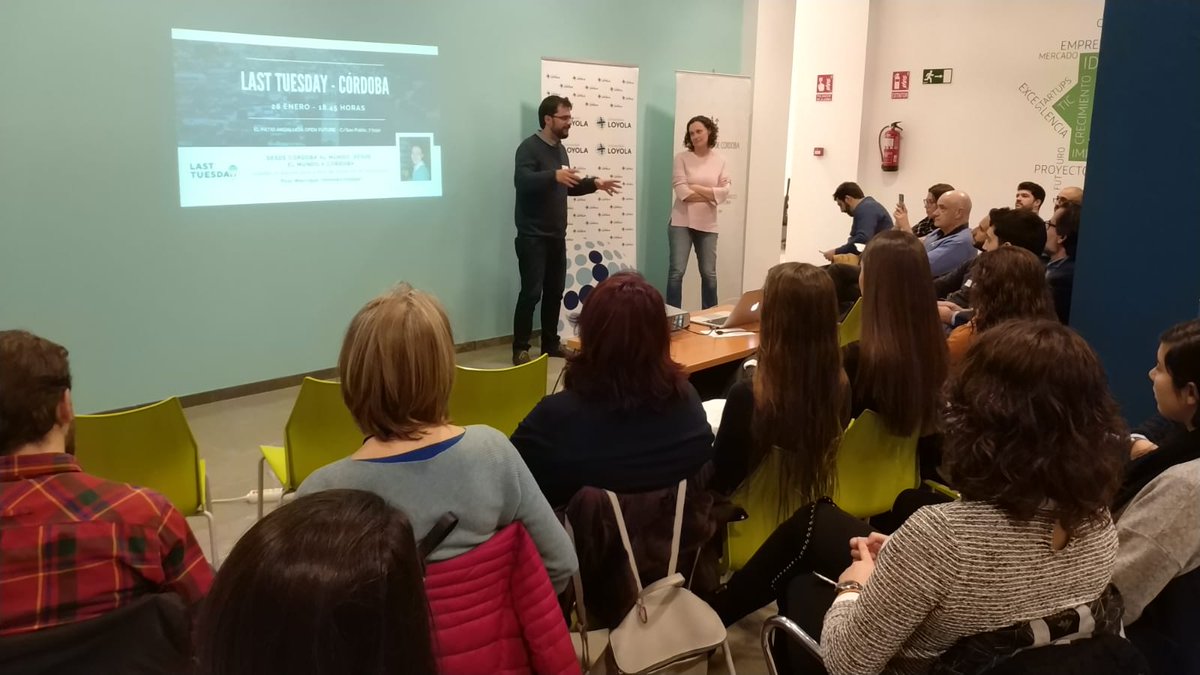 Ya tenemos a <a href="/PiliManrique/">BienvenidosaLilliput</a> hablándonos de Gestión de Equipos en remoto/diferido en el segundo #LastTuesday de #Cordoba. Aprendiendo de los mejores y haciendo #beerworking! Alguien da más? 😊