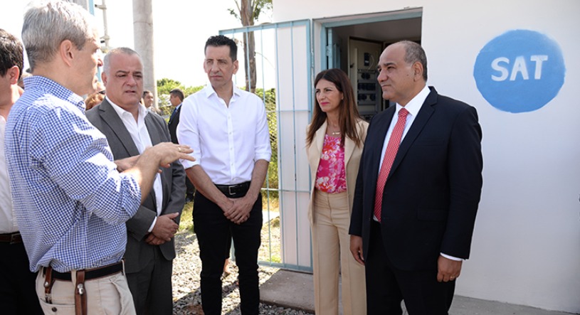 JuanManzurOK's tweet image. Junto al intendente Javier Noguera, la ministra Carolina Vargas Aignasse y el vicepresidente de la Legislatura, Gerónimo Vargas Aignasse, inauguramos un nuevo pozo hídrico en la zona norte de Tafí Viejo, una obra que beneficiará a más de 500 familias de Villa Obrera y Colmenar.