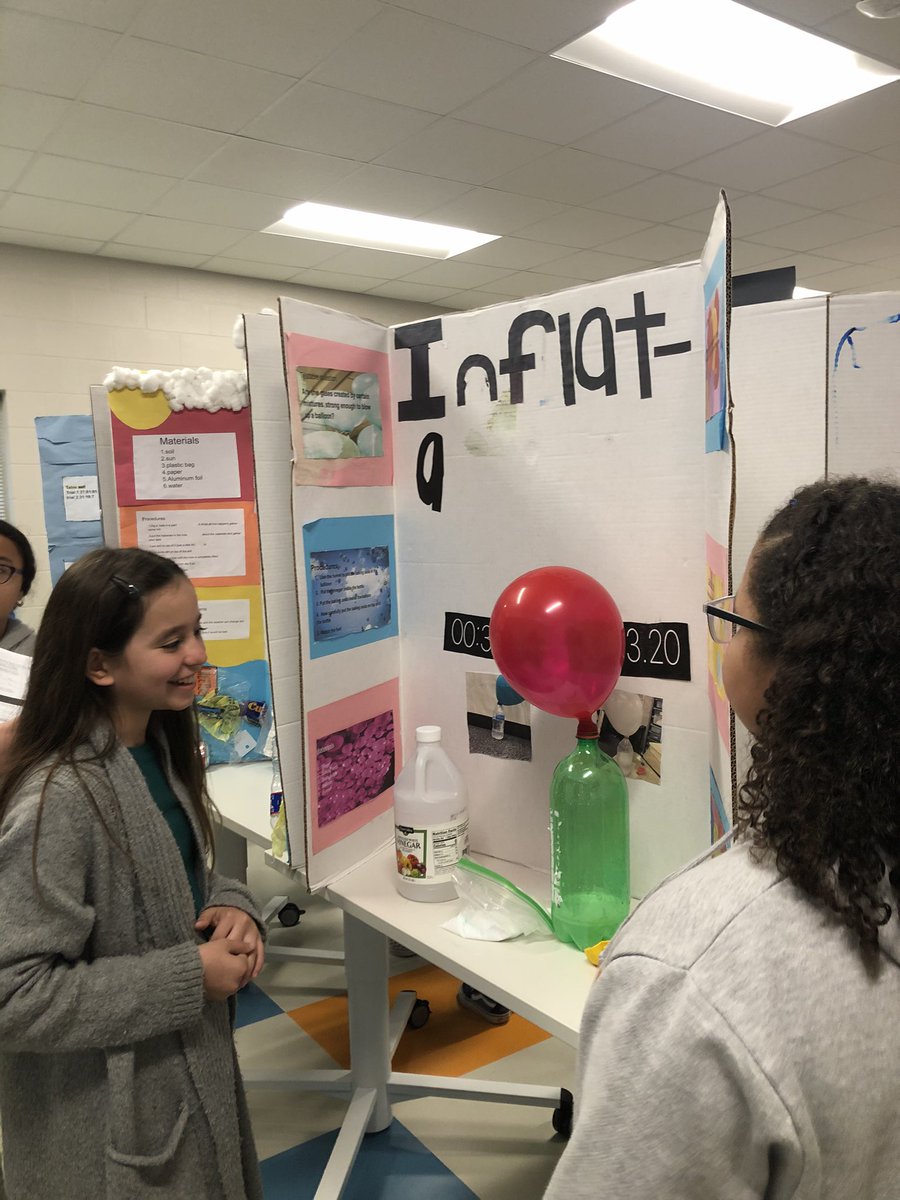 RobPrice2017's tweet photo. Science Fair 3: https://t.co/Lv1xD214T7