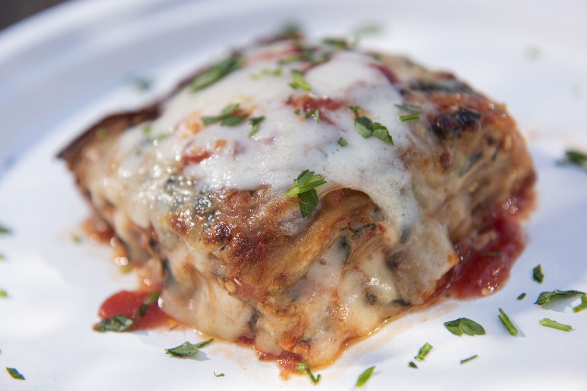 LandinisPizza's tweet photo. Sweet dreams are made of cheese🧀 (and pasta😉) https://t.co/ge6he8jbgi
