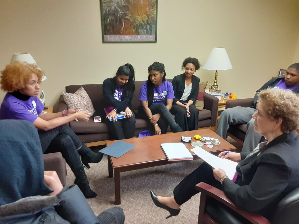 JasmineNHoop's tweet photo. Today our advocates met with long time @FYSA_NYS #FYSCI champion @EllenCJaffee! https://t.co/LiK7in1fOH