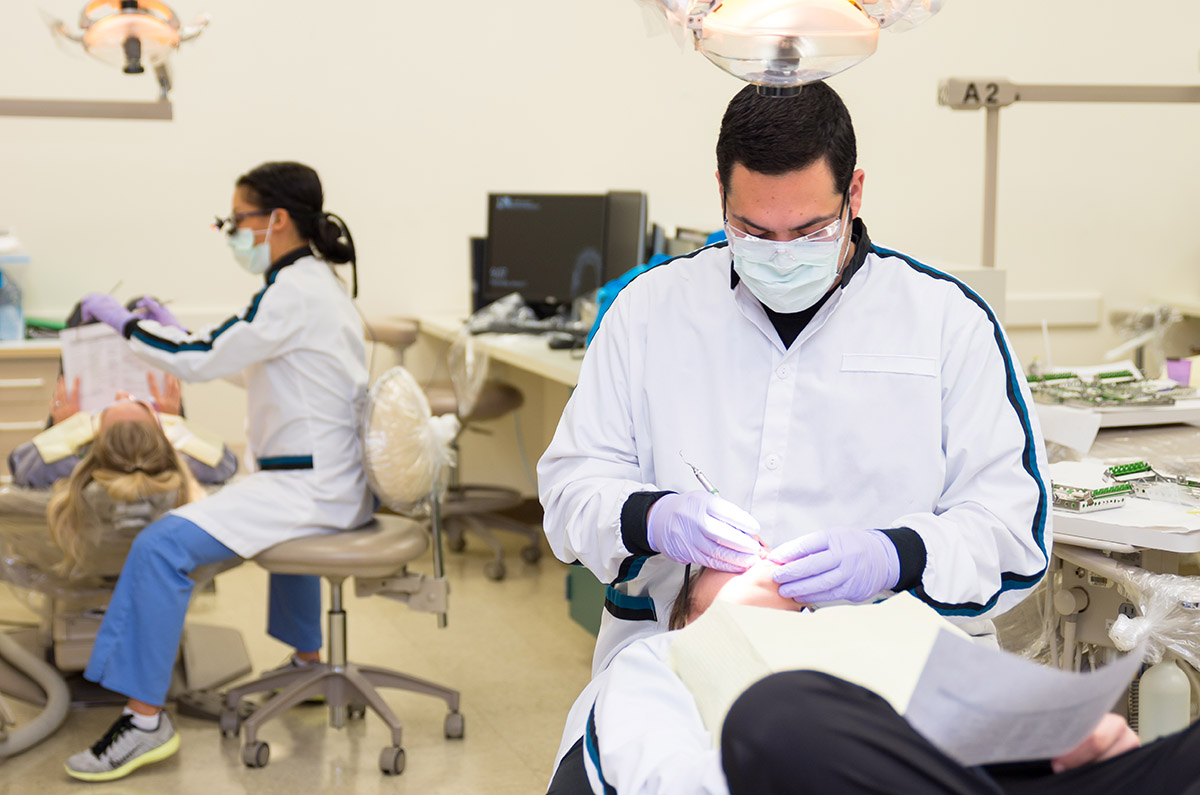 TheLWTech's tweet photo. Did you know that LWTech has a Dental Clinic and offers free consultations? New patients can get an exam for as little as $38. Insurance accepted, but not required. Visit πhttps://t.co/pZLgX1lIo6 & schedule your appointment today!
#LWTech #TheLWTech #DentalHygiene #DentalClinic https://t.co/LUzGV9Pq08