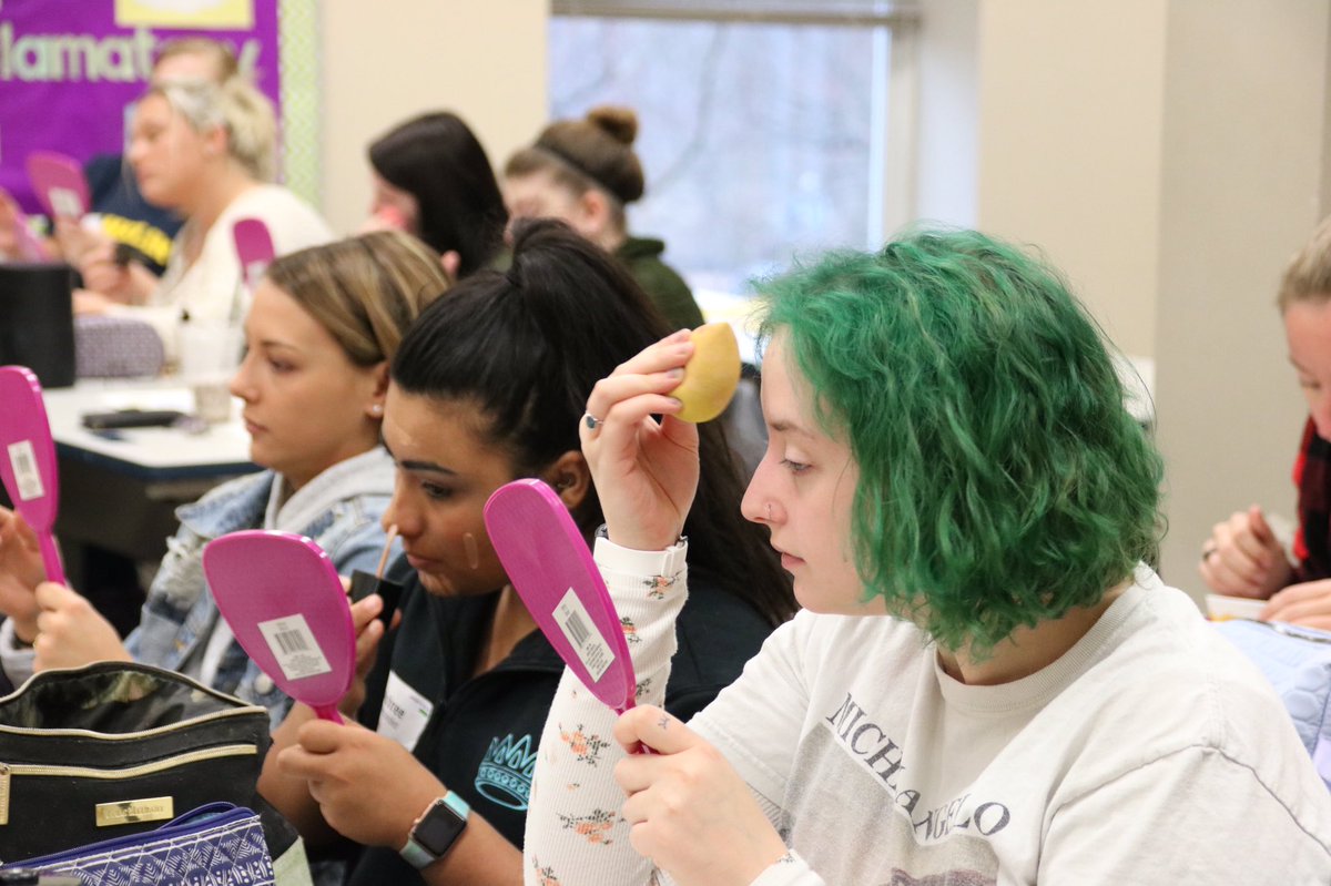 FranklinCollege's tweet photo. Over the last two days, students pursued their best selves by participating in our on-campus personal development summit. PIVOT prepares students for all kinds of situations, careers and environments. #FCLaunch #FCPIVOT https://t.co/CtyuMWtHW2