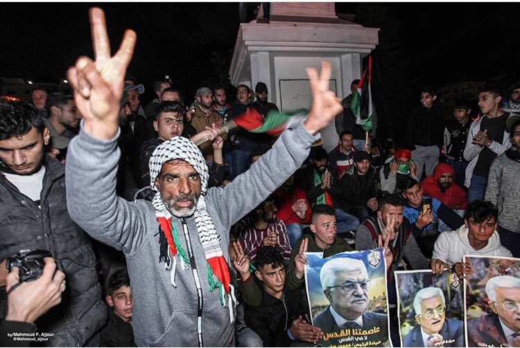 Palestinians protested against the proposed peace deal in Gaza city today.