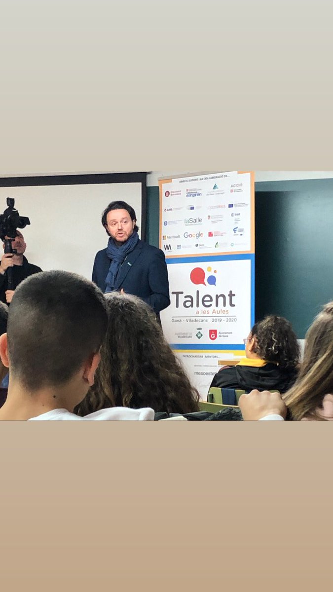TFtalentfactory's tweet photo. Formación #talentaules2020 en @InsTorreRoja @PolAincat @giiiseele #AnotherLife #Plastic0 @castillamedina https://t.co/CjSFVo6QHn