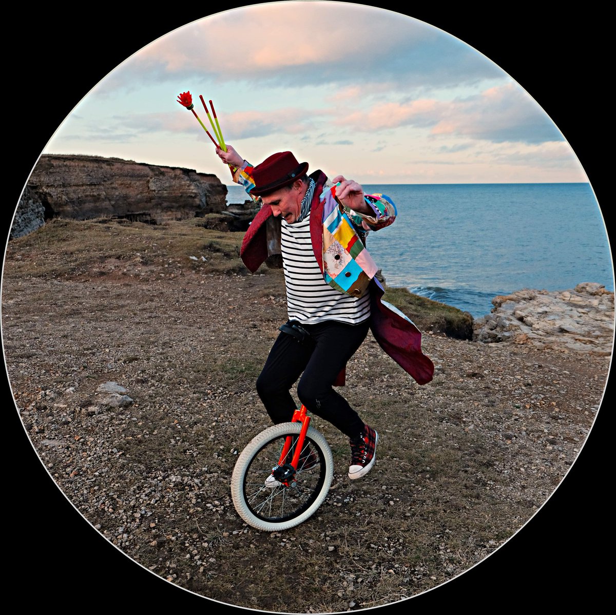 Lets party! circurama.com