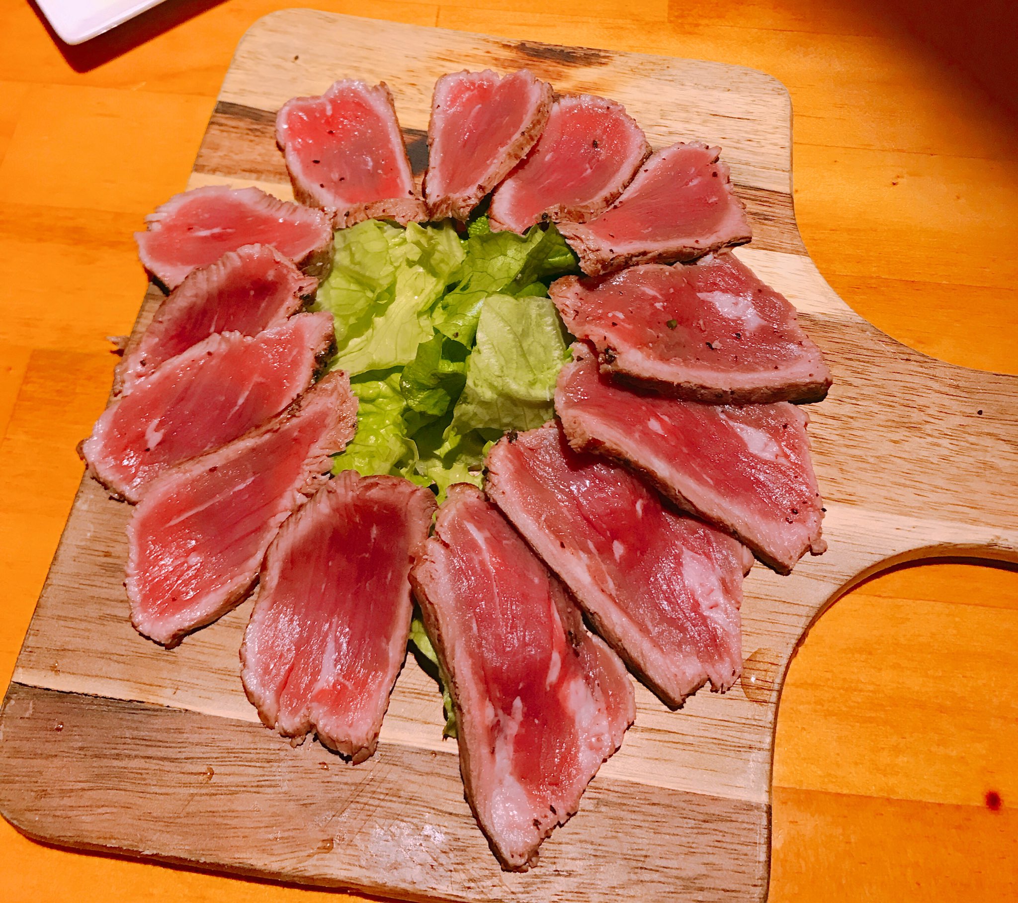はやぶさ ｂ級グルメ好きすぎ野郎 オシャレな肉料理 を堪能 昨日は 神田の居酒屋 Ko Iki でご飯食べましたー お店の中もオシャレ 友達と飲んでもいいし デートでも料理おいしいし 雰囲気いいから間違いなし ぜひ行ってみてください
