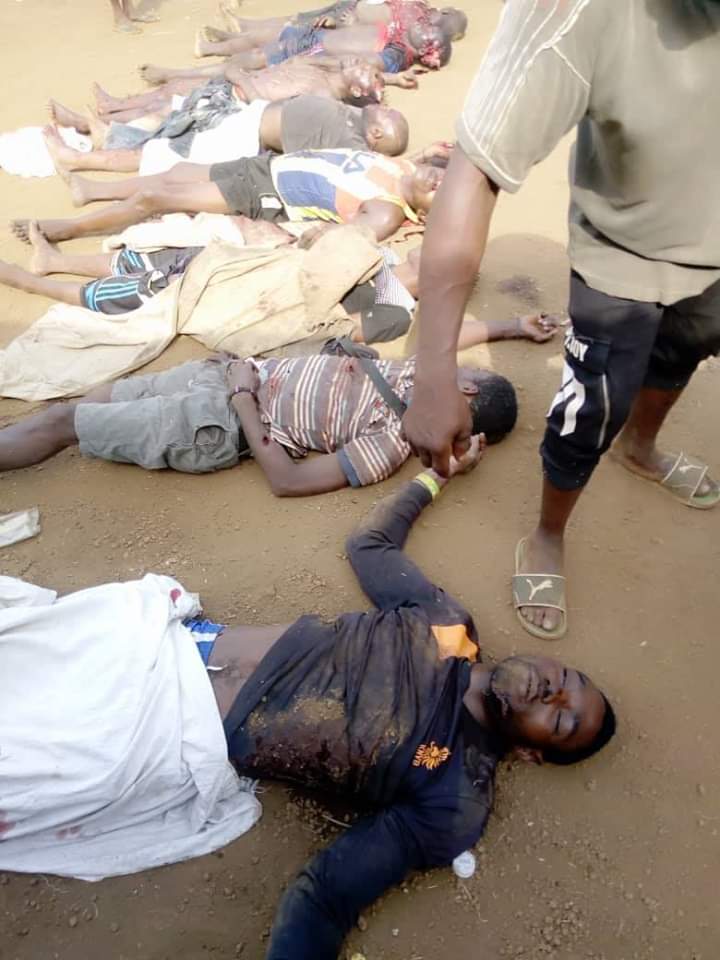 MAmbazonia's tweet photo. The genocide being  perpetrated by La Republique du Cameroun military and the Regime of Paul Biya upon the Ambazonian People, are devastatingly unbearable. Many innocent Civilians killed just fish out one Ambazonia soldier. https://t.co/nRXKW0khf0