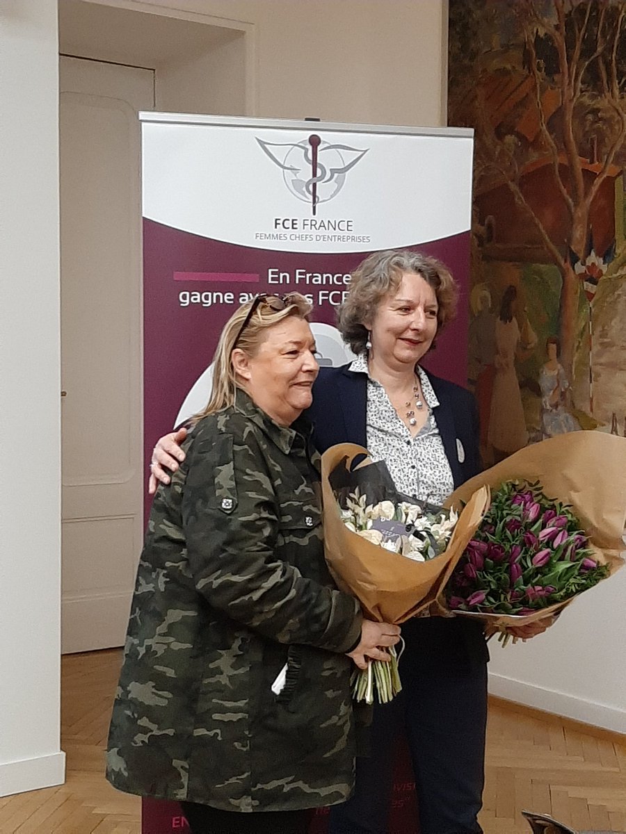 Passation de présidence chaleureuse fidèle à nos valeurs de conviction, de solidarité et d'engagement dans le monde économique. <a href="/AnoukDEQUE/">Anouk DEQUE</a> élue à  l"unanimité présidente <a href="/FceToulouse31/">FCE TOULOUSE 31</a> . Félicitation <a href="/FCEFrance/">FCE France</a> <a href="/FCE_Tarn/">FCE du Tarn</a> <a href="/FCEAude/">FCE AUDE - Femmes Chefs d'Entreprises de l'Aude</a>  <a href="/FCE_Pdl/">Femmes_Pdl</a> et toutes les autres 60 délégations.