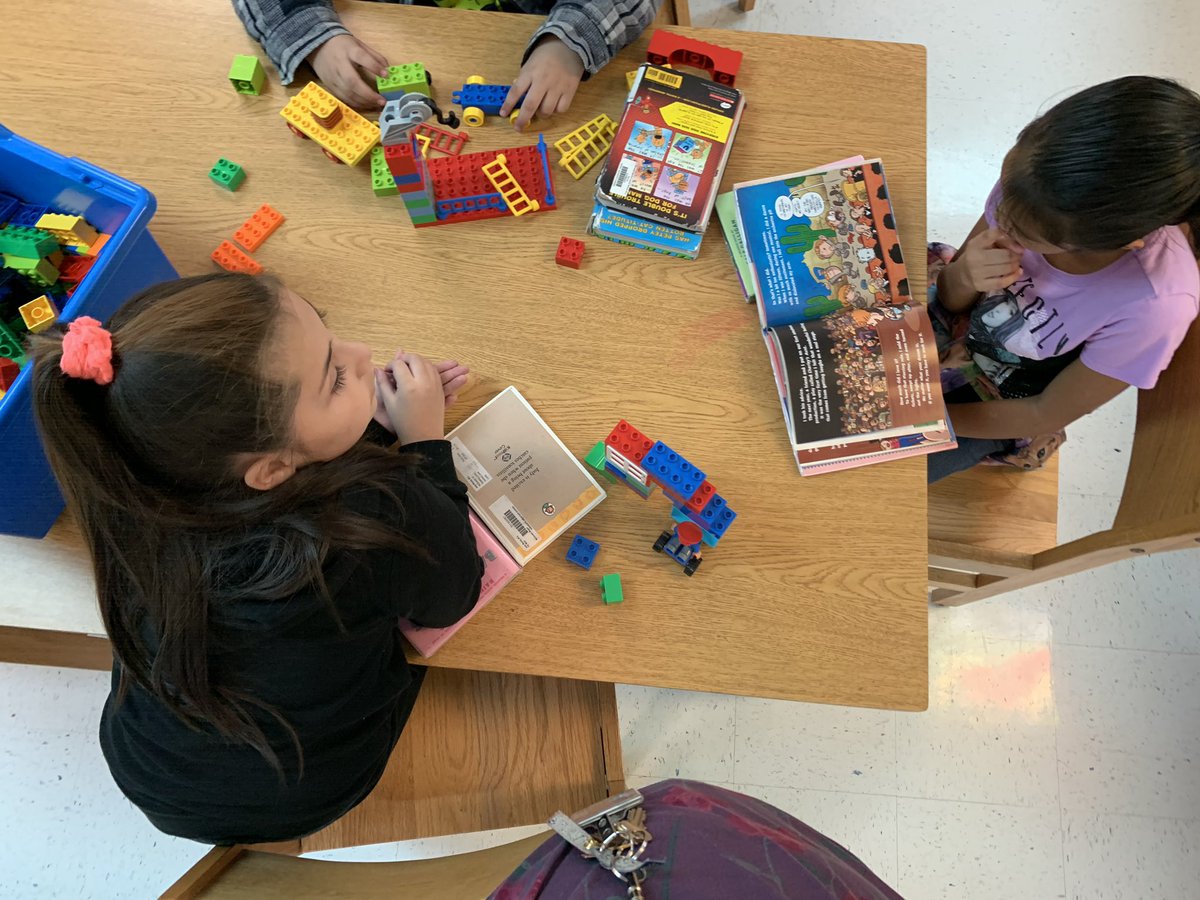 library_kes's tweet photo. @library_kes makerspace stations https://t.co/yhF33LY9Q6