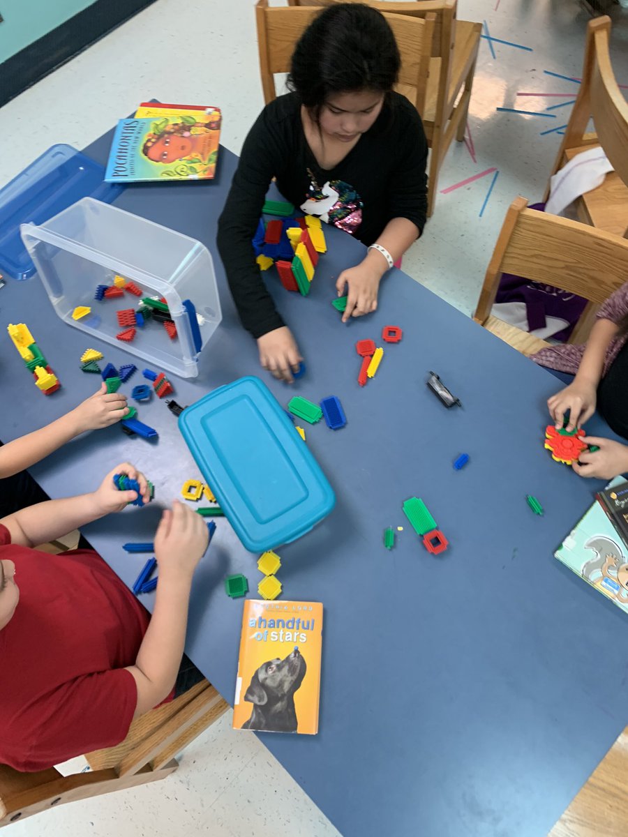 library_kes's tweet photo. @library_kes makerspace stations https://t.co/yhF33LY9Q6