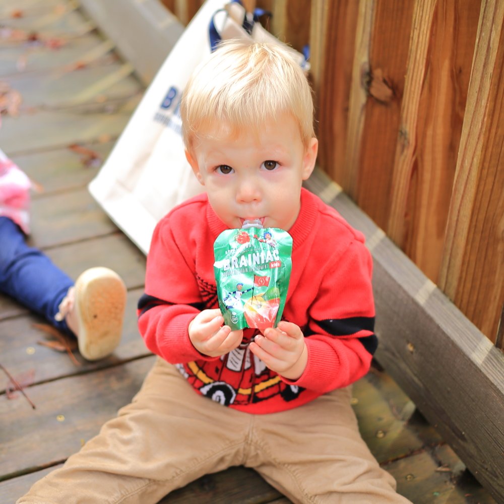 amodernmomblog's tweet photo. We’ve found the perfect on-the-go snack that’s healthy and has zero clean up! Click to enter to win $50 worth of @BrainiacKids applesauce https://t.co/ZNY1jpEVid #BrainiacKids #BrainFoodForKids #FeedTheBrain #ad https://t.co/lXUNMaZt9U