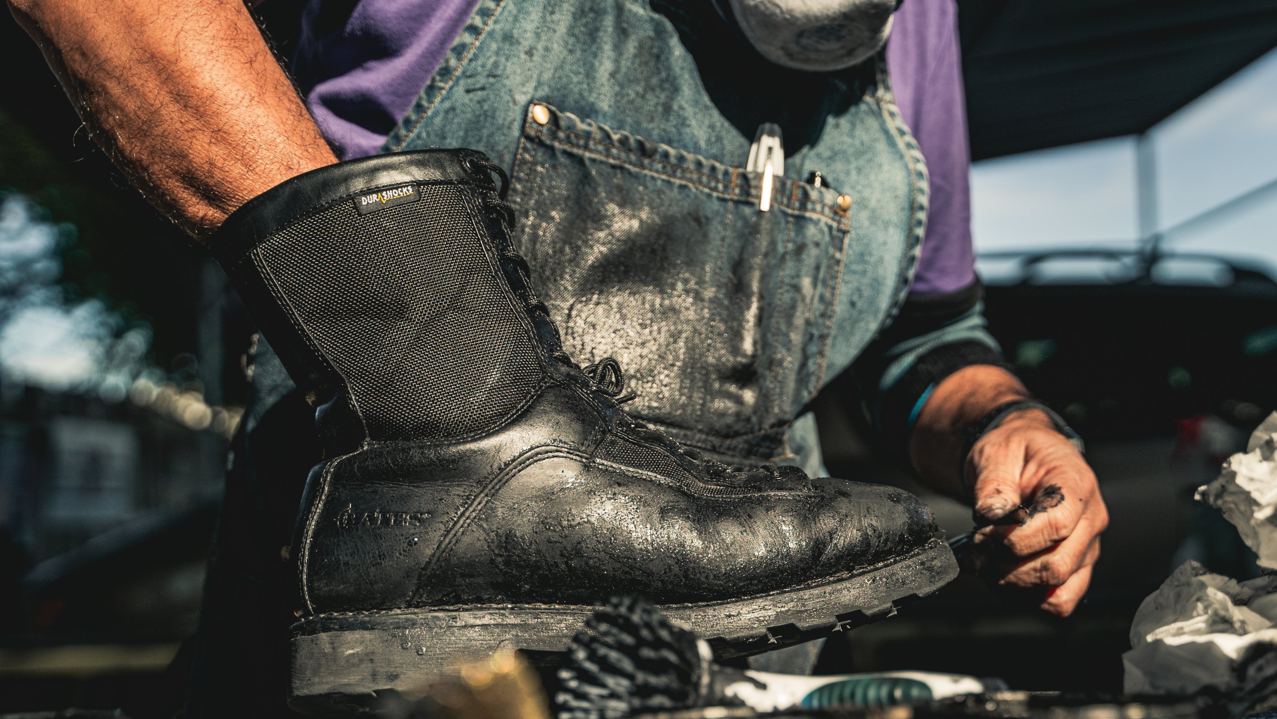 Uniform Warehouse (uniforms4all) / Twitter