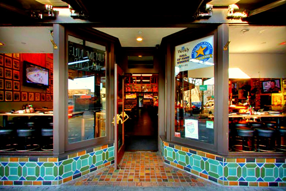 TheOldProCA's tweet photo. Better days start the moment you walk in. https://t.co/osbsRmoE4L
