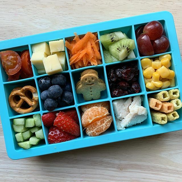 Anyone else feel like it’s January the 54th?? 🤣 it’s been such a long month, why is it not February already! ⁣
⁣
So before I get all the hearts out in preparation for valentines ❤️, today Ella had a ice cube tray meal 🌈⁣
⁣
These meals really save… ift.tt/2RXYQ97