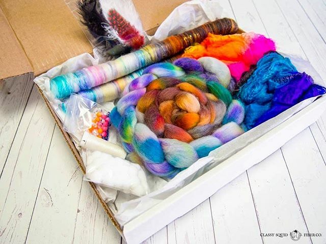 ClassySquid's tweet image. Remember way back when Classy Squid offered a series of art yarn kits? (Shown here, Nudibranch from early 2016.) They were so fun to make 🤩 and it was so exciting to see what everyone made with them. Tell me, would you be interested in seeing more of… ift.tt/3aP5FCK