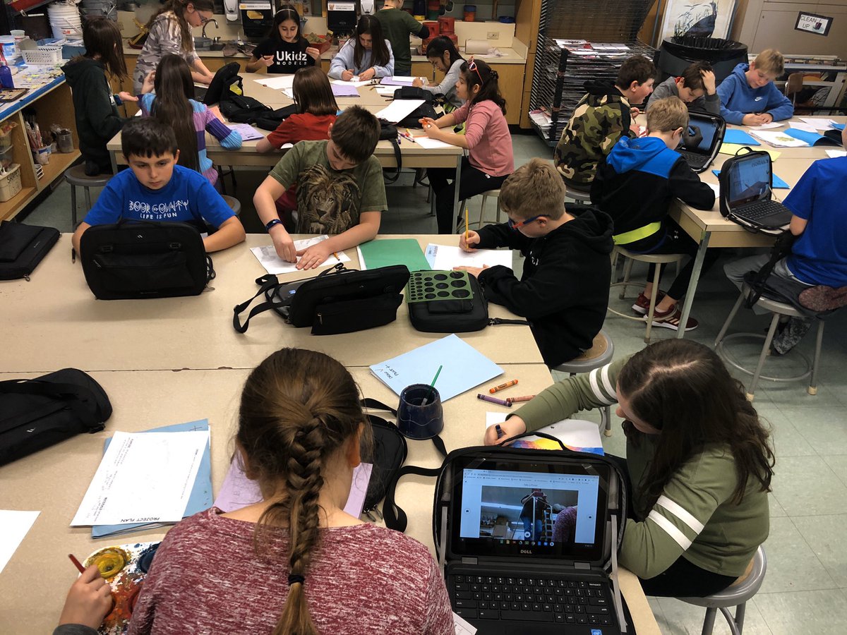MsLuxtonArt's tweet photo. 5th grade students engaged in finishing their painting techniques to include in their final painting.  Then we open the 3D station...#EngageD64 #washingtond64 #artsed #growthmindset https://t.co/nb2dLRFTIZ