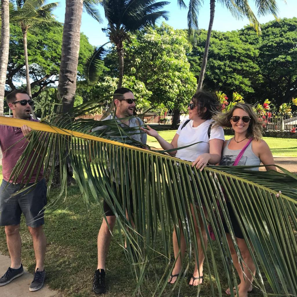 EDaleBroder's tweet photo. Aloha (bye) Hawaii https://t.co/abaxzRpWq2 https://t.co/O7sseFck46