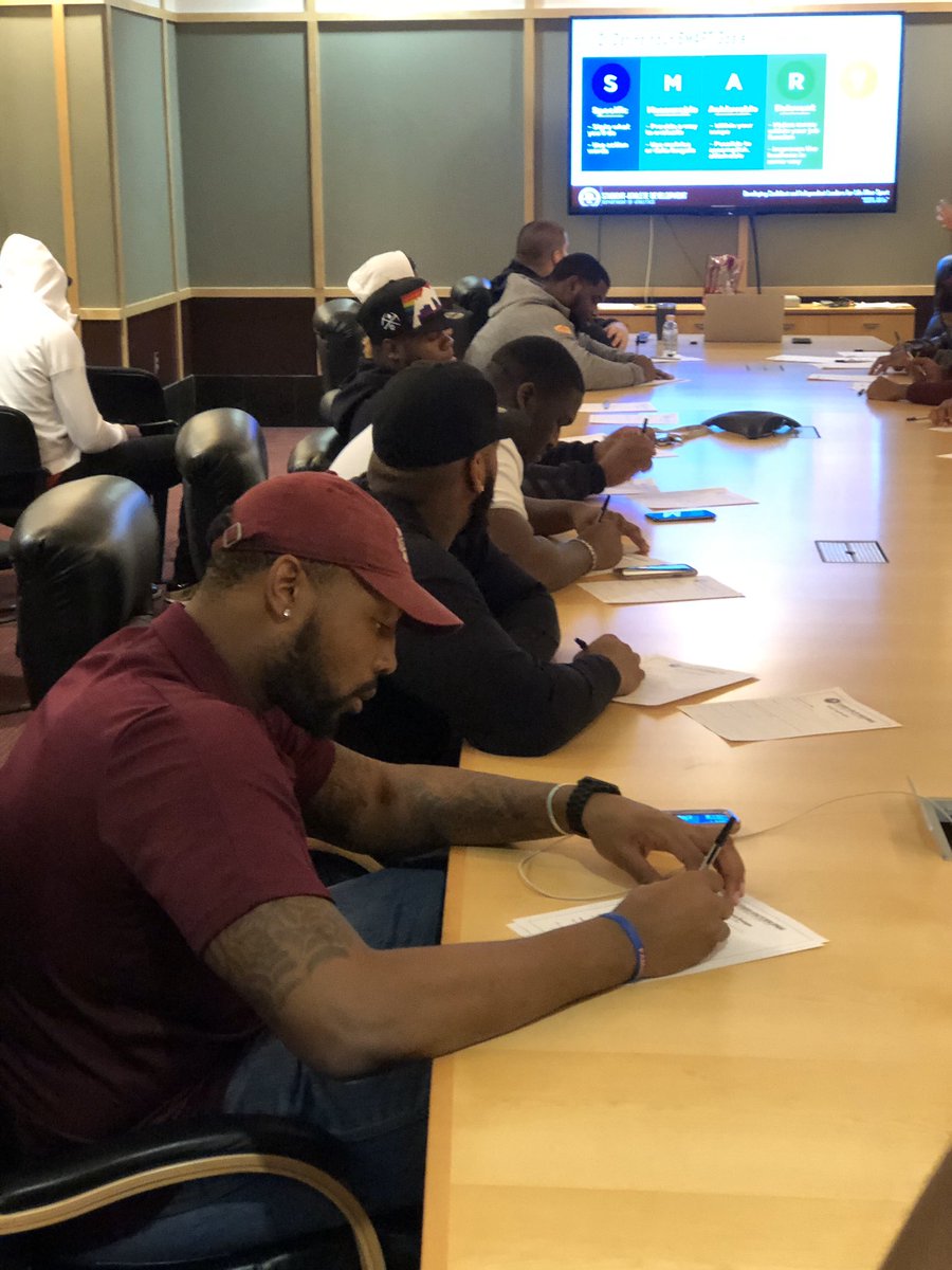 HailStateSADev's tweet photo. A small recap of the Job Search Strategies workshop with our 4th Year Student-Athletes last night. Our office would like to send special thank you to all of the student-athletes who participated in this programming! @hailstatefb #hailState #HailStateAllIn ๐ถ๐ https://t.co/9dB8A1EVwQ