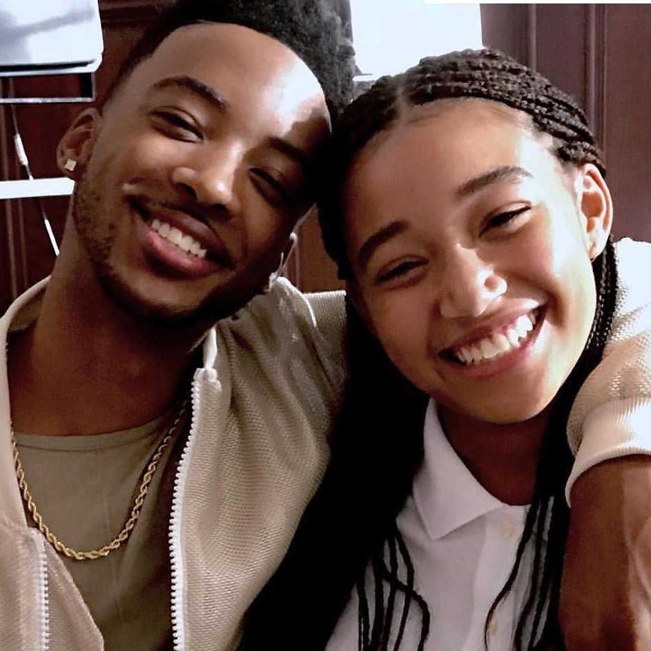 StarrCa59524888's tweet photo. Still think I’ve the better Jordans but good to run into my day one @Khalil48729116  #TheHoodTrioReunited #MissingNatasha #BigLove https://t.co/zYJr46jCVF