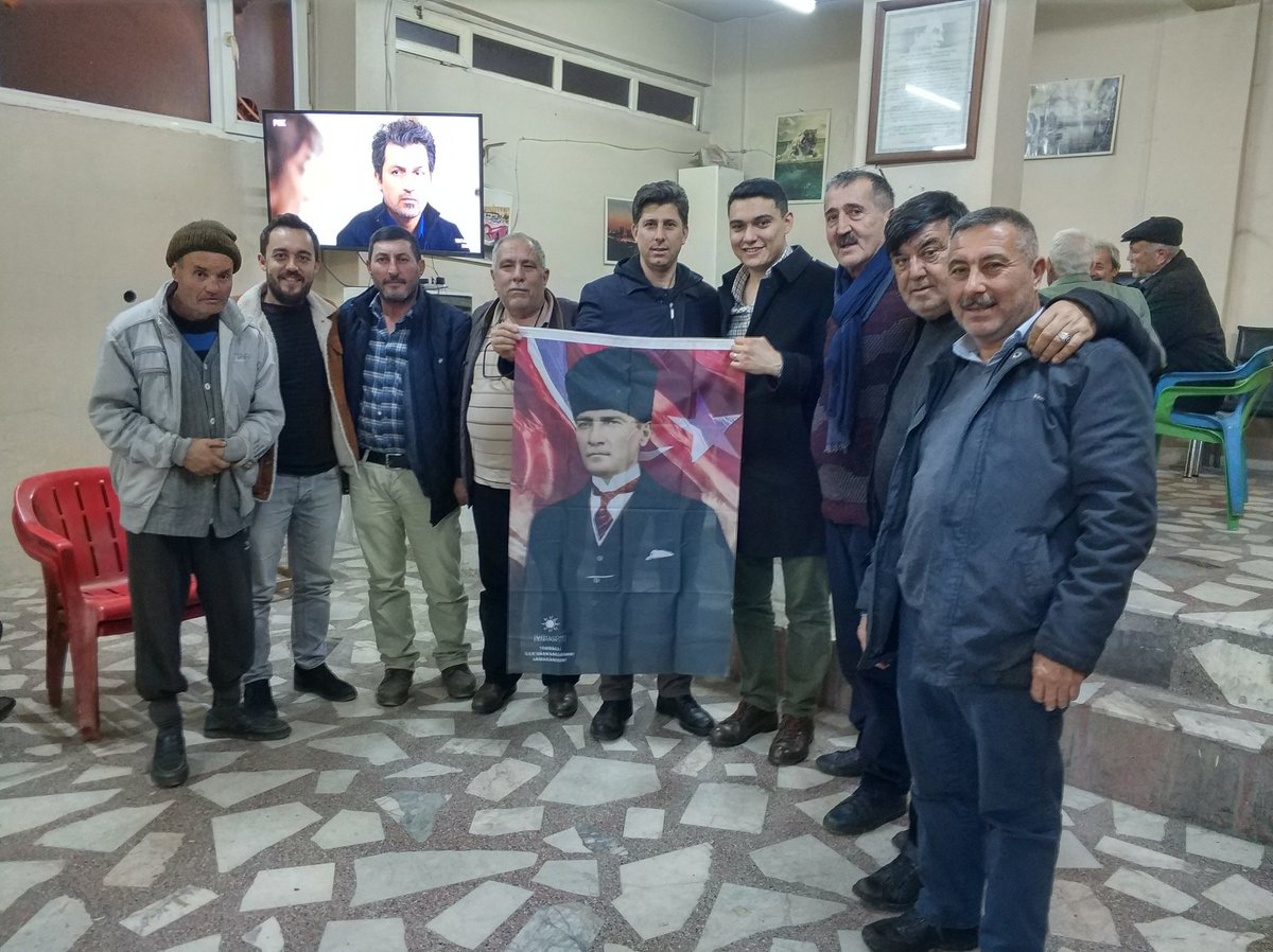 iyitorbali35's tweet photo. İyi Parti Teşkilatı olarak Karakızlar köyümüzü ve muhtarımızı ziyaret ettik. Sorunlar ve çözümleri ile ilgili istişarelerde bulunduk. https://t.co/3cIEnTTB83