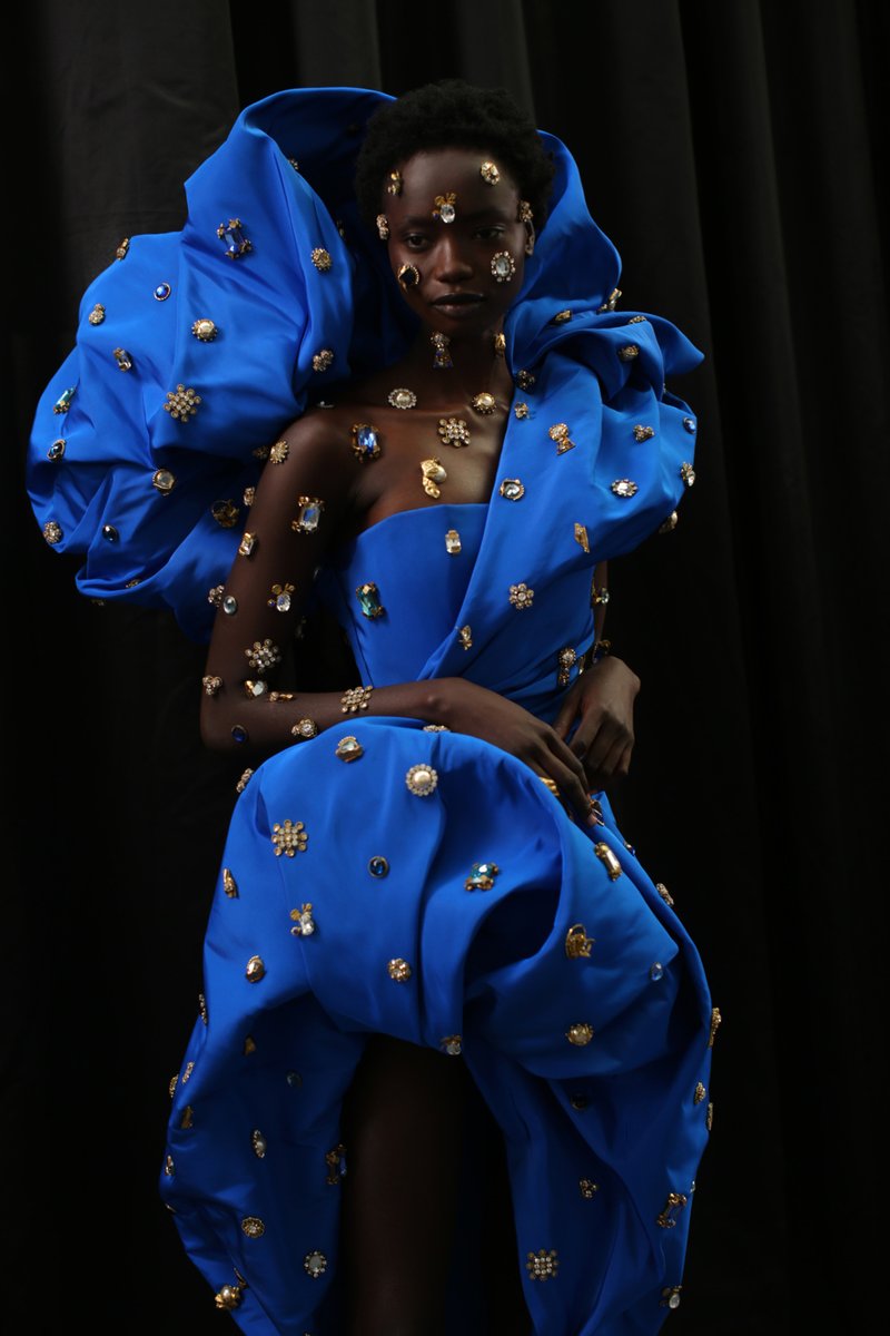 wwd's tweet photo. Get a behind-the-scenes look at the makeup trends from the couture shows. https://t.co/showF0yaZ7 https://t.co/3DBAIdFuAh
