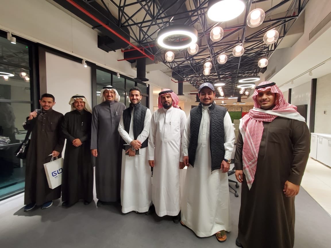 نحو الريادة tweet media