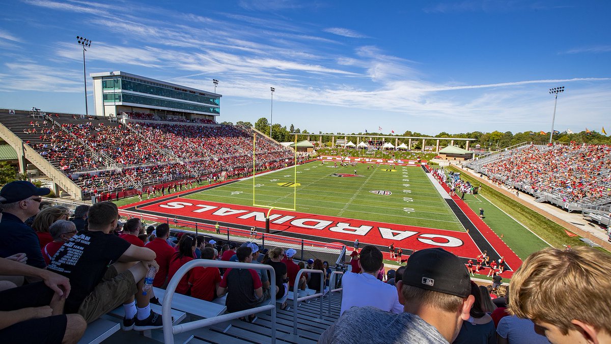 Lil_TDavis5's tweet photo. Blessed to receive an offer from Ball State University!!!🔴⚫️@CoachAlexBailey #ChirpChirp #WeFly21 #TTG👿 https://t.co/alx3DOOSKd